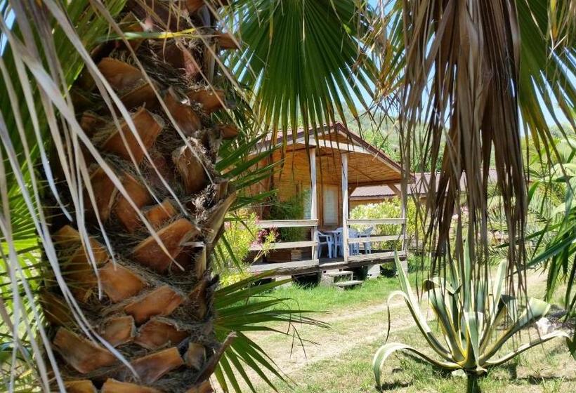 חדר סטנדרט לשלושה עם מרפסת, Mare E Monti