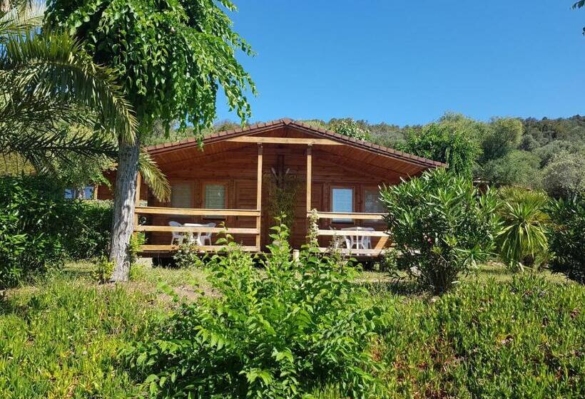 2 Bedrooms Suite Sea View, Mare E Monti