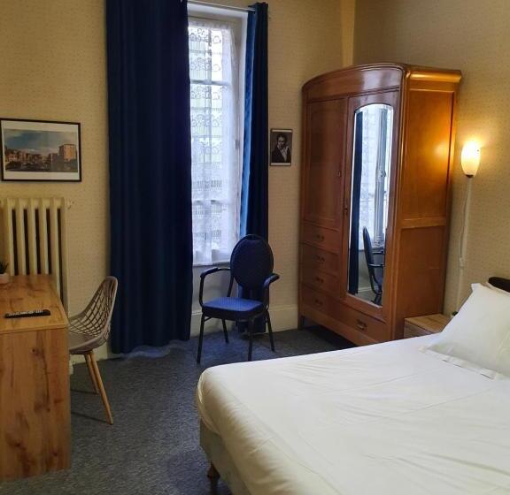 غرفة قياسية, Le Riviera