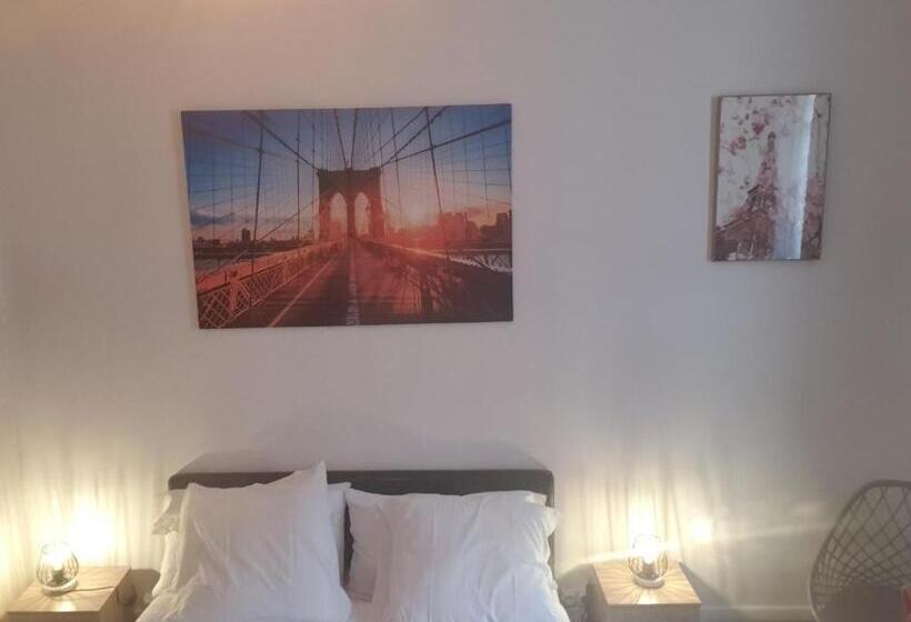 غرفة قياسية, Le Riviera