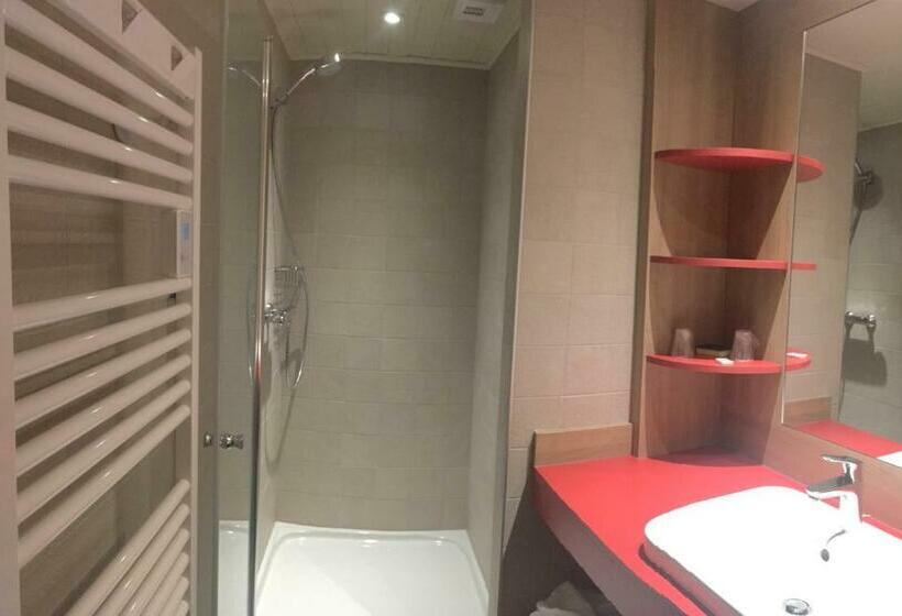 סטודיו סטנדרט עם מרפסת, Village Club Les Tavaillons