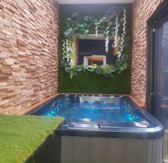 Suite with Terrace, A L'origine