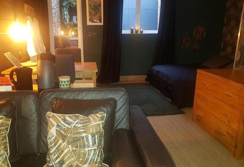 Suite with Terrace, A L'origine