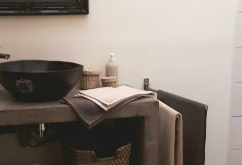 اتاق سوپریور, ô Anges