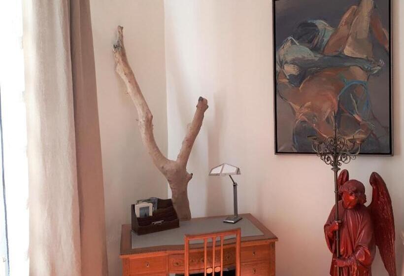 اتاق سوپریور, ô Anges