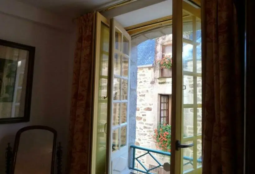Familjesvit, Le Logis Du Jerzual