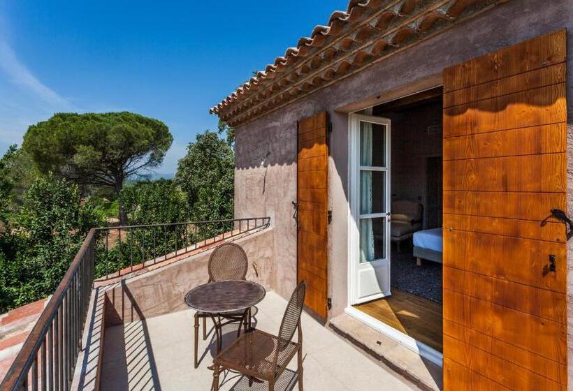 سوییت جونیور با بالکن, Domaine Les Mésanges