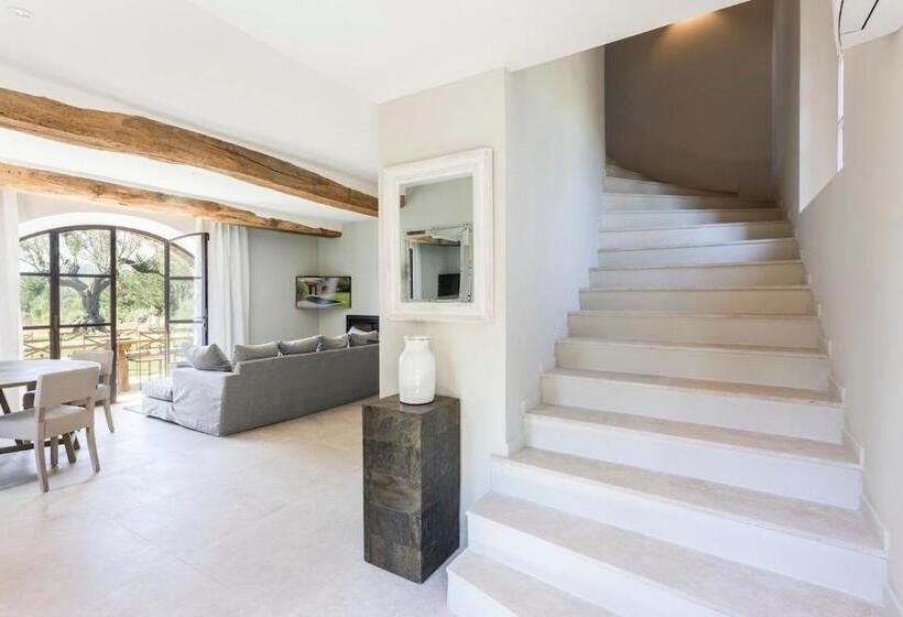 ویلای یک اتاق خوابه با استخر شنا, Domaine Les Mésanges