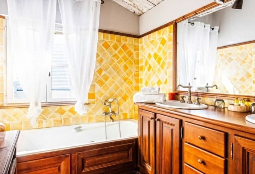 اتاق سوپریور, Domaine Les Mésanges