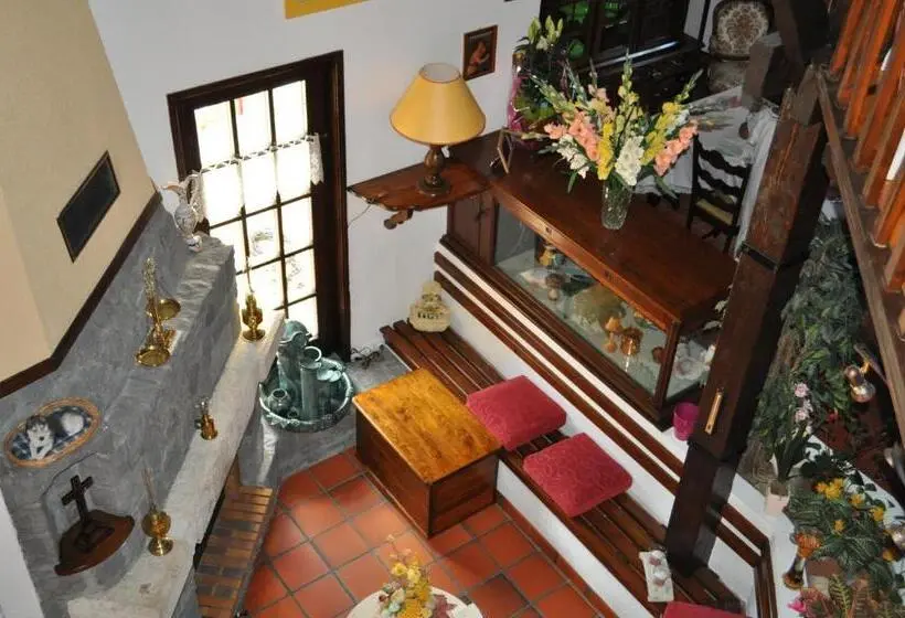Standard Neljän Hengen Huone, Hôtel Logis La Coraline