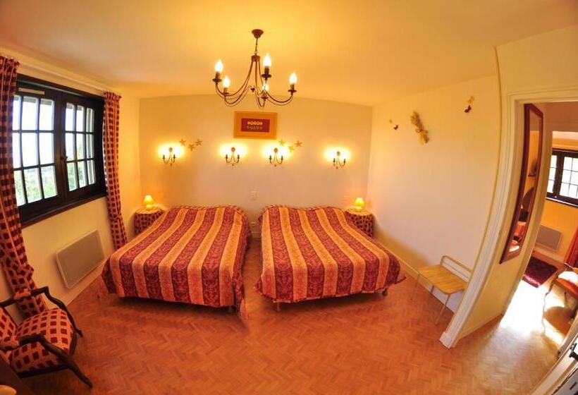 4인용 스탠다드 룸, Hôtel Logis La Coraline