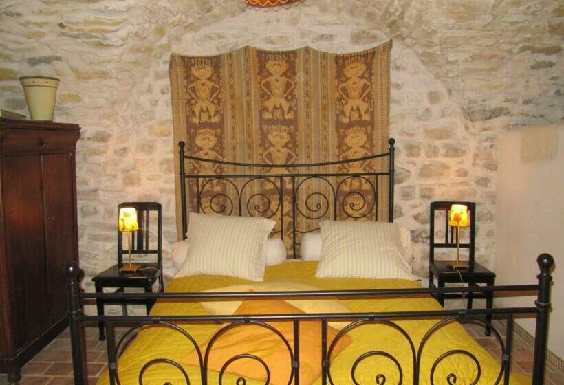 غرفة قياسية, La Flor Azul