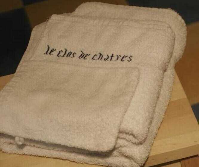 غرفة قياسية, Le Clos De Châtres