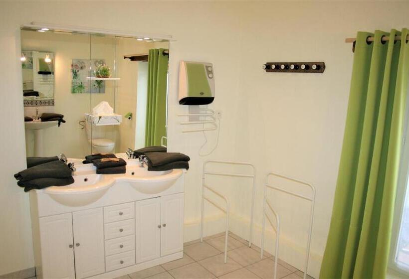 2间卧室的房子, Maison D Hôtes Et Gîtes La Chouannerie à Côté Du Parc Du Puy Dufou