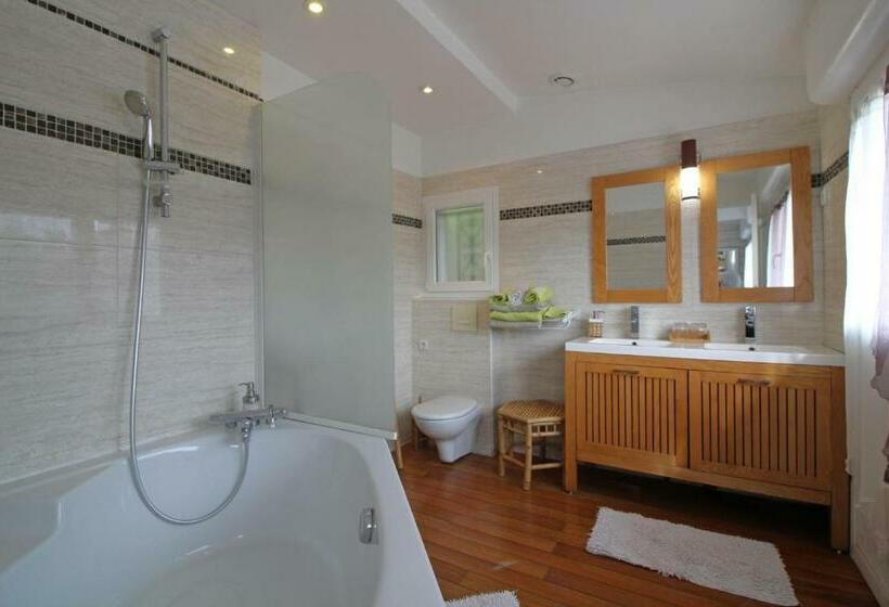 패밀리 스위트, Maison Lucilda