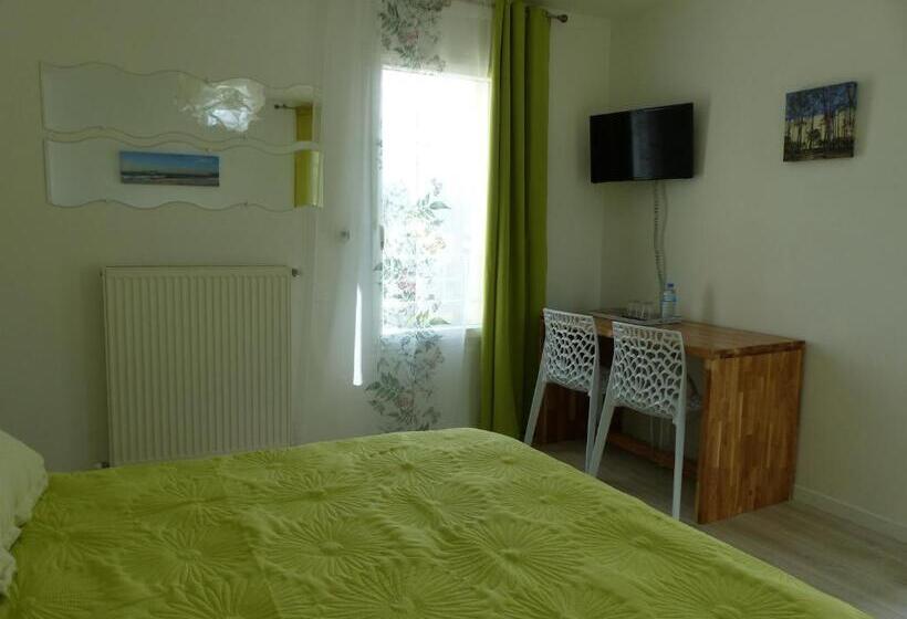 스탠다드 발코니 룸, Maison Lucilda