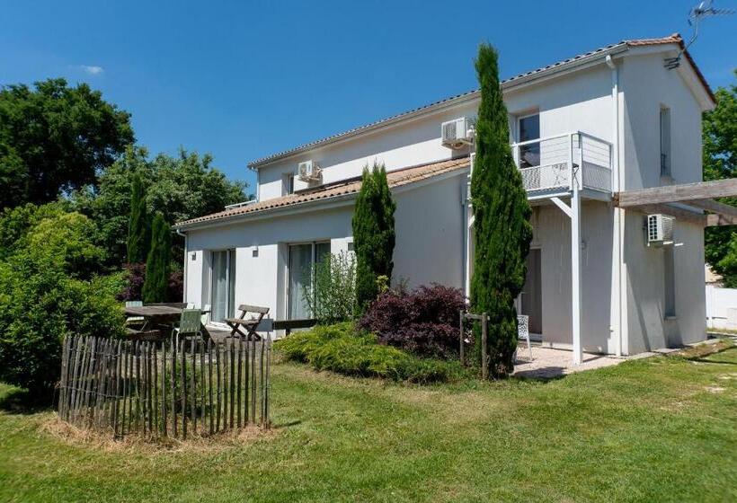 Номер Deluxe с Террасой, Maison Lucilda