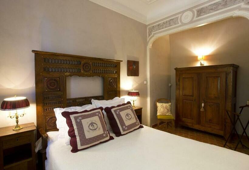 スーペリアトリプルルーム, Domaine De Rhodes B&b