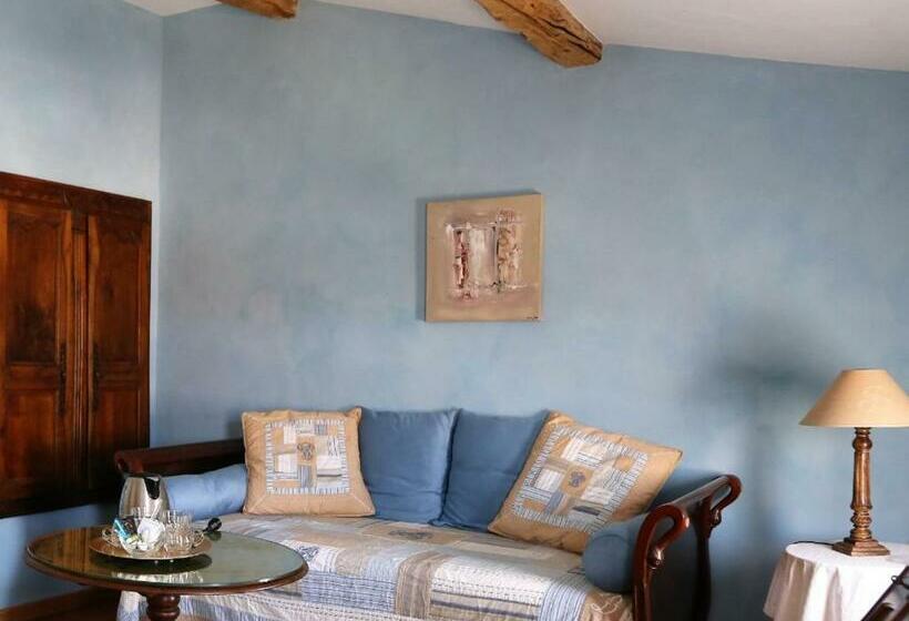 スーペリアトリプルルーム, Domaine De Rhodes B&b