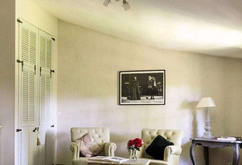 デラックスルーム, Domaine De Rhodes B&b