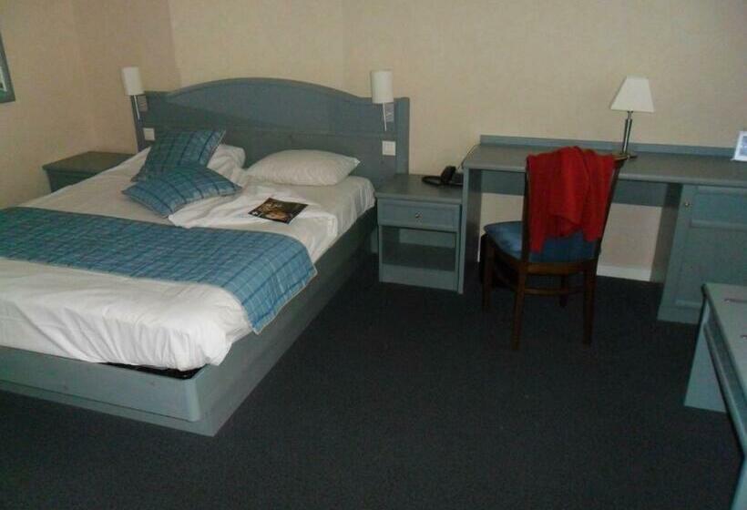 클래식 패밀리 룸, Anjou A L Oceane Angersle Mans