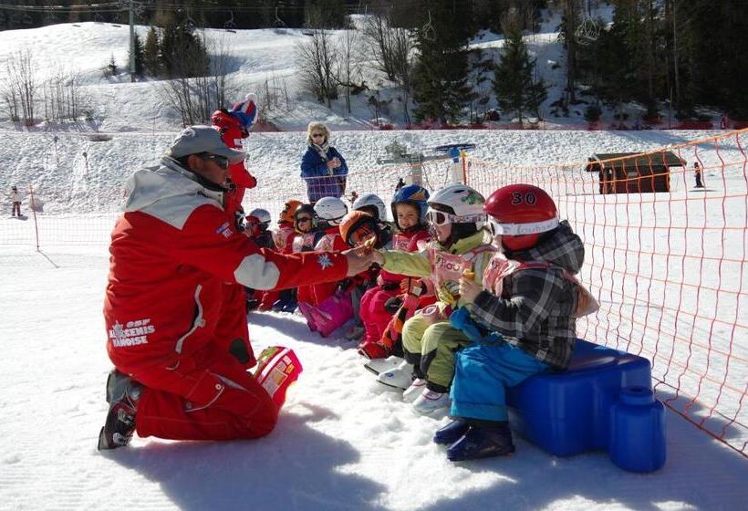 חדר סטנדרט לשלושה, Cis-ethic Etapes De Val Cenis