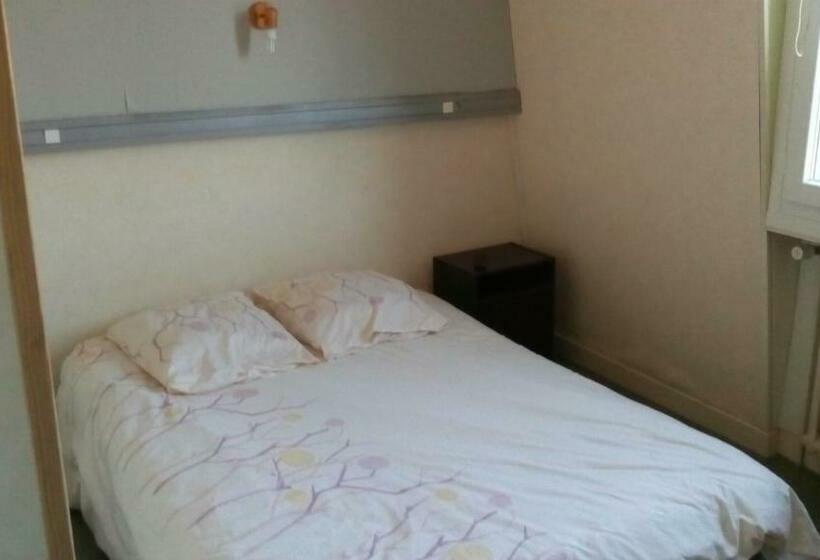 غرفة قياسية, Du Lac Au Bord Du Lac