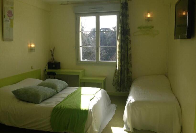 ファミリールーム, Family Hôtel