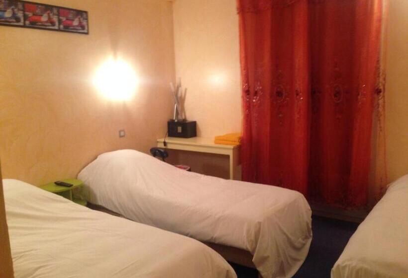 コンフォートトリプルルーム, Family Hôtel