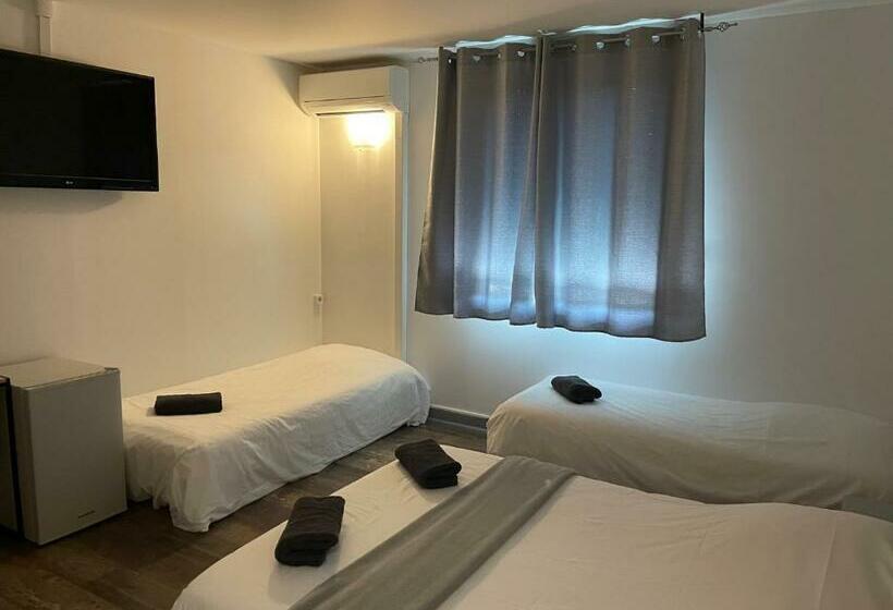 ファミリールーム, Family Hôtel