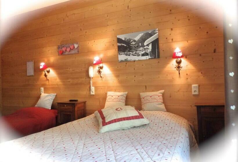 غرفة قياسية ثلاثية, Hôtel Viallet