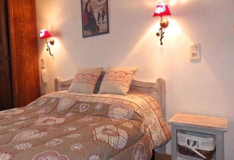 غرفة قياسية مطلة على الجبل, Hôtel Viallet