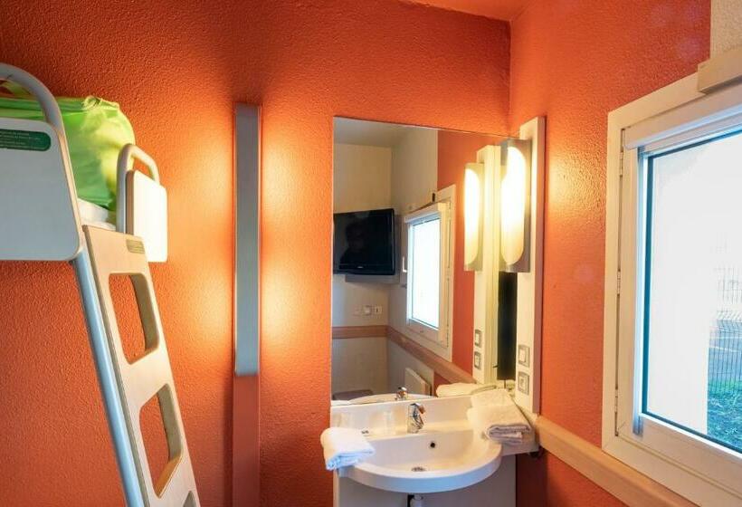Номер Стандарт Трехместный, B&b Hotel Viry Châtillon
