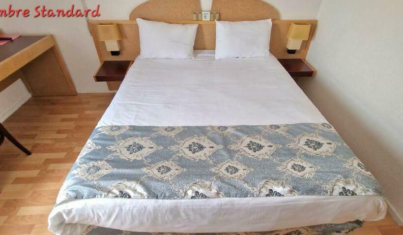 Номер Стандарт Двуспальная Кровать, Kyriad Direct Arpajon