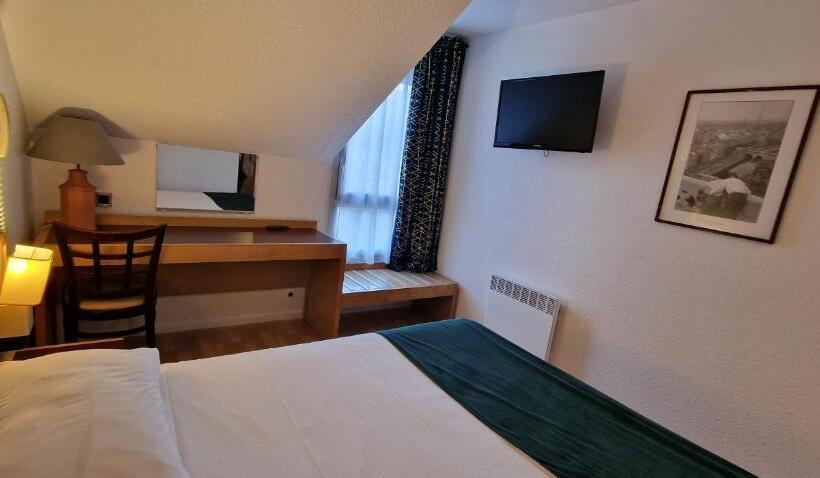 Номер Комфорт, Kyriad Direct Arpajon