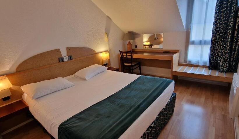 Номер Стандарт Двуспальная Кровать, Kyriad Direct Arpajon