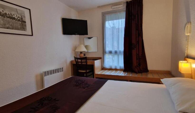 Номер Стандарт Двуспальная Кровать, Kyriad Direct Arpajon