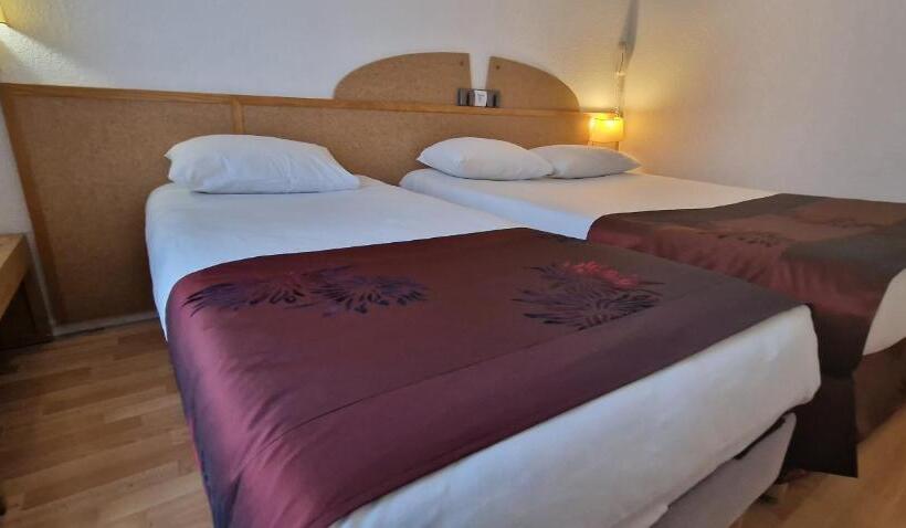 Номер Стандарт Двуспальная Кровать, Kyriad Direct Arpajon