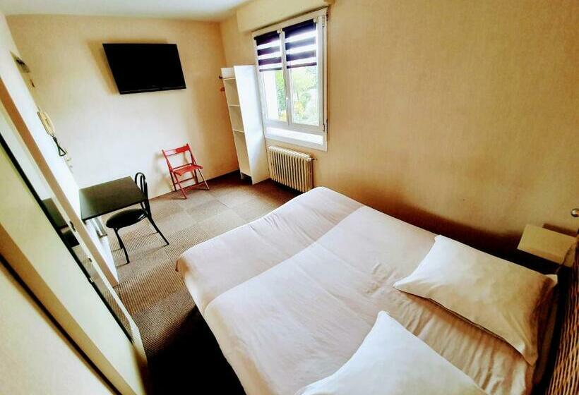 חדר סטנדרט, Le Toul  Broch