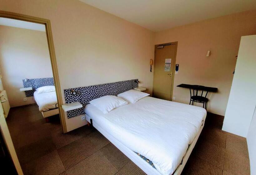 חדר משפחתי, Le Toul  Broch