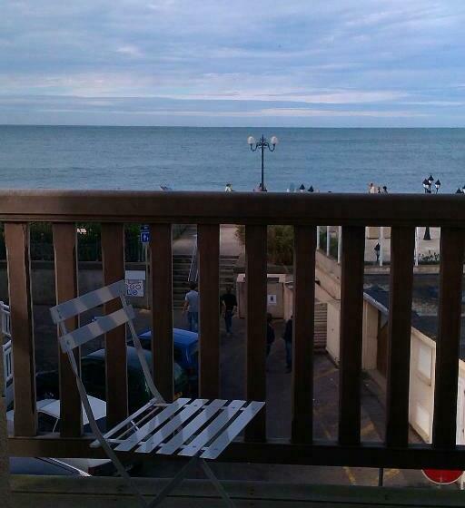 带1个卧室的带海景的公寓, Les Galets Bleus