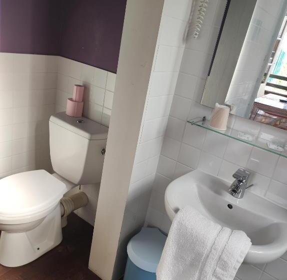 标准工作室, Les Galets Bleus