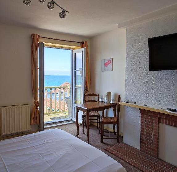 Standard room with outdoor bath, Les Galets Bleus
