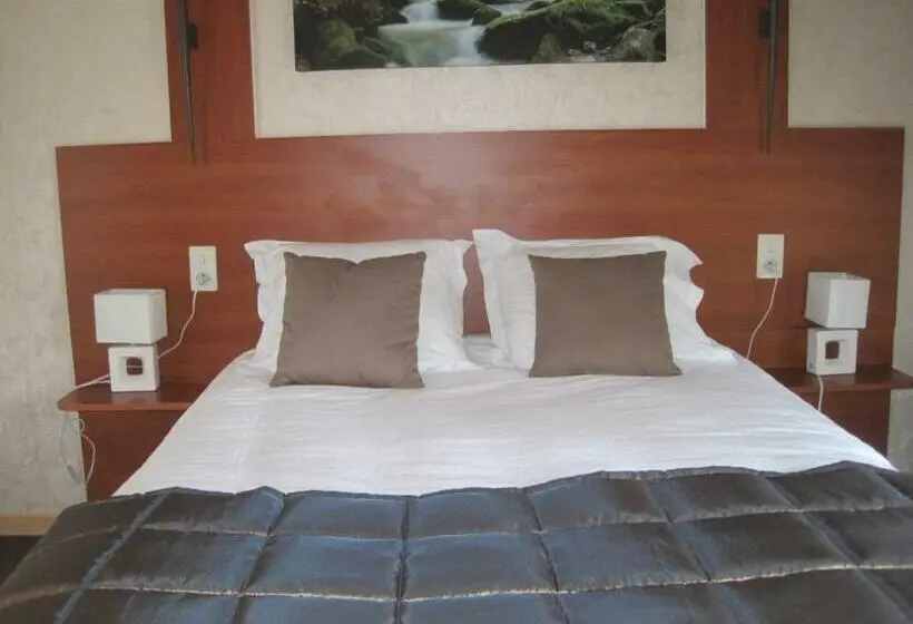 Standard Room, Restaurant Rive Gauche