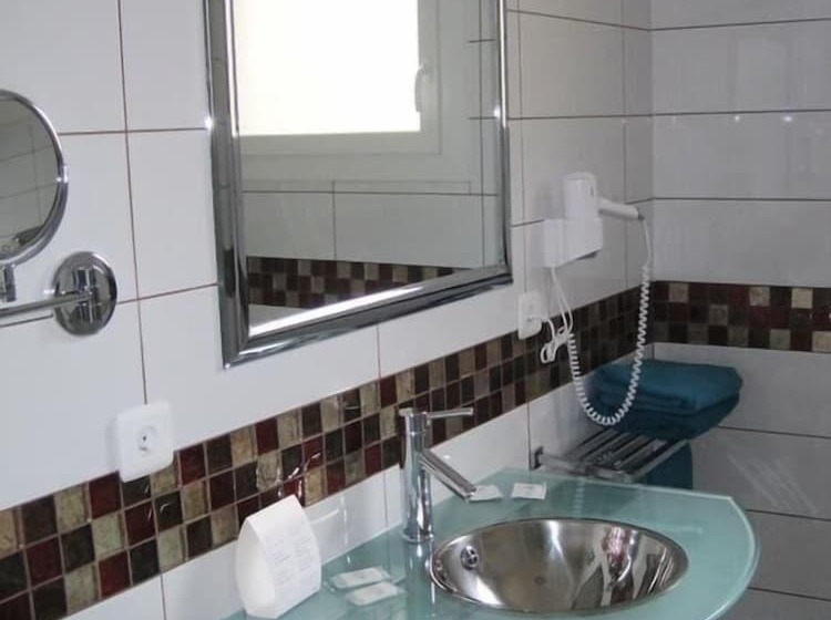 スイート, Restaurant Rive Gauche