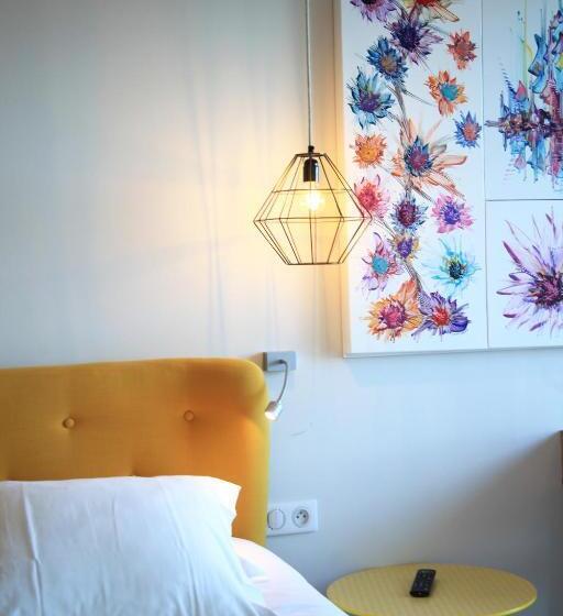 스탠다드 테라스 룸, Scandola