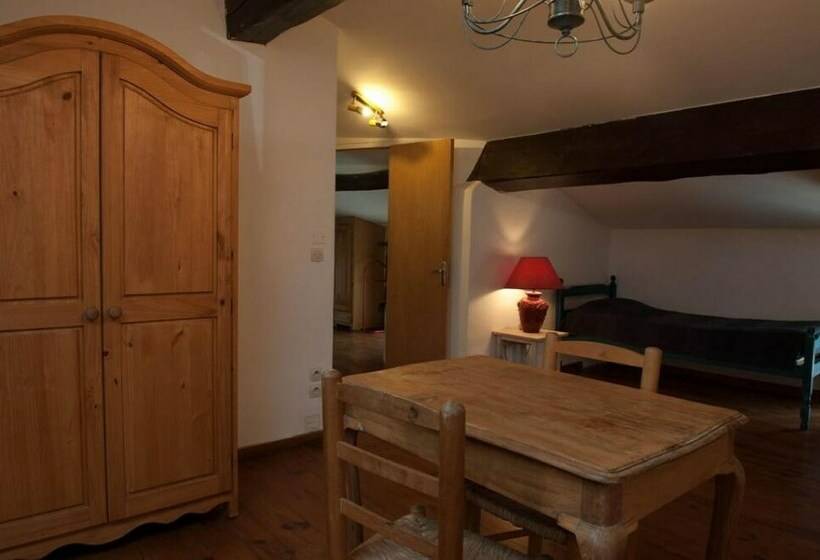 Четырехместный Номер Стандарт, Domaine Bellelauze