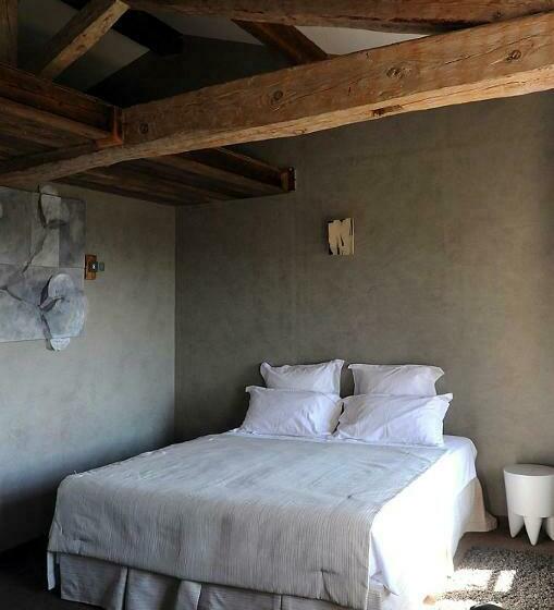 Номер Стандарт, La Magnanerie De Seillans