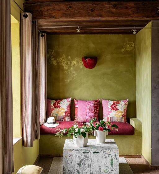 Номер Стандарт, La Magnanerie De Seillans