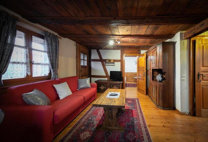 סטודיו סטנדרט עם מרפסת, Le Gambrinus Restaurant Et Chambres D Hôtes